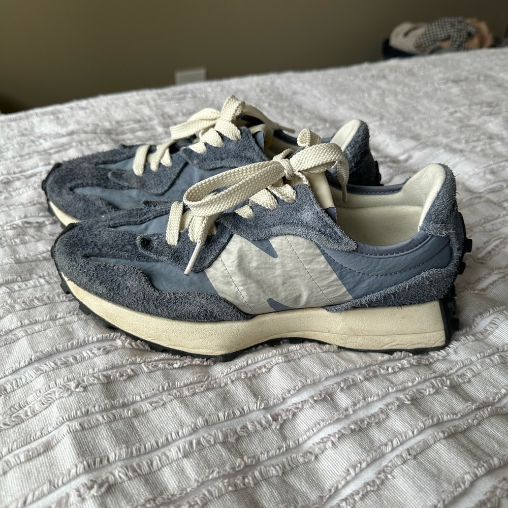 New Balance 327 Lifestyle Runners